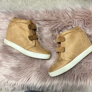 Coconuts by Matisse wedge high top sneaker. Velcro strap. Size 9.
